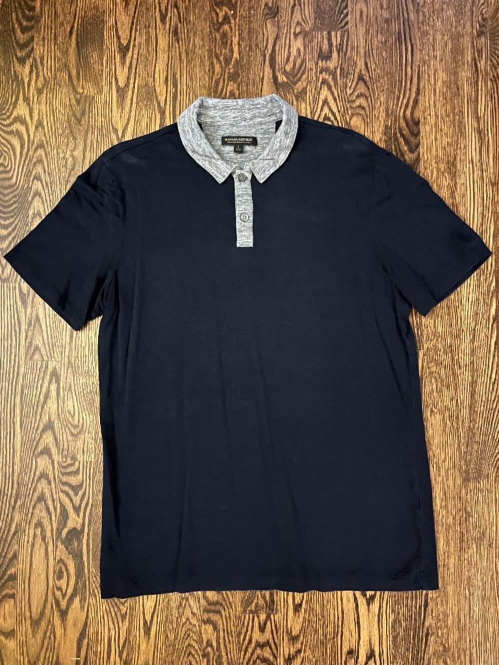 Banana Republic Performance Linene Navy Blue with Heathered Collar Polo
